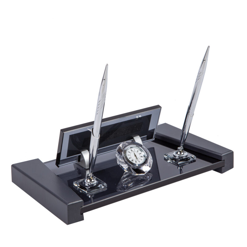 Ahşap Detaylı Füme Kristal Set Masa İsimliği Arka